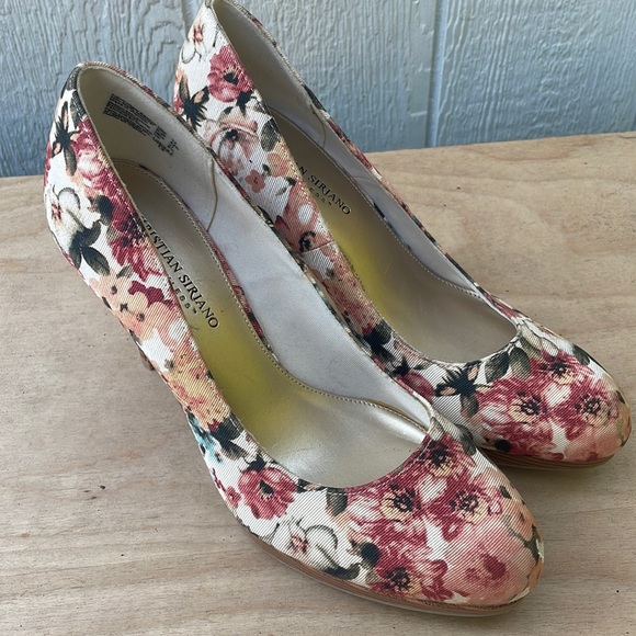 Christian Siriano Shoes - Christian Siriano Floral Pumps size 10